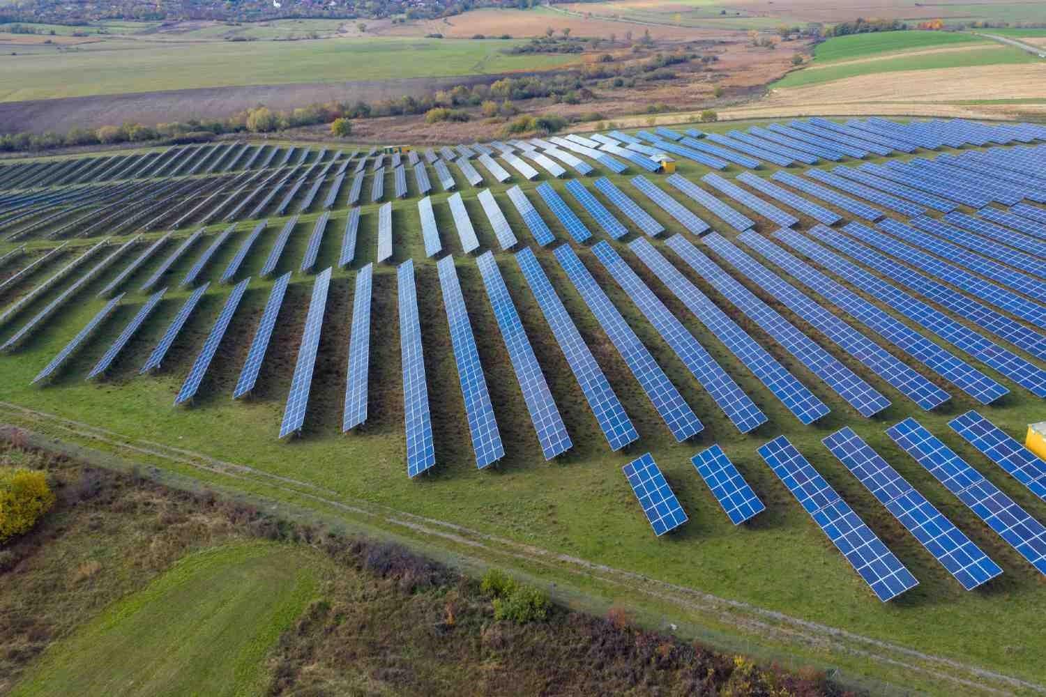 Suudi şirket Türkiye’ye 2 GW kapasiteli güneş enerjisi santrali kuracak!