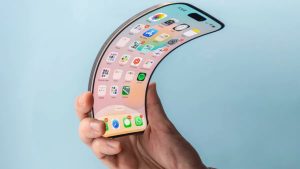 Apple’In katlanabilir planlarında işler değişiyor