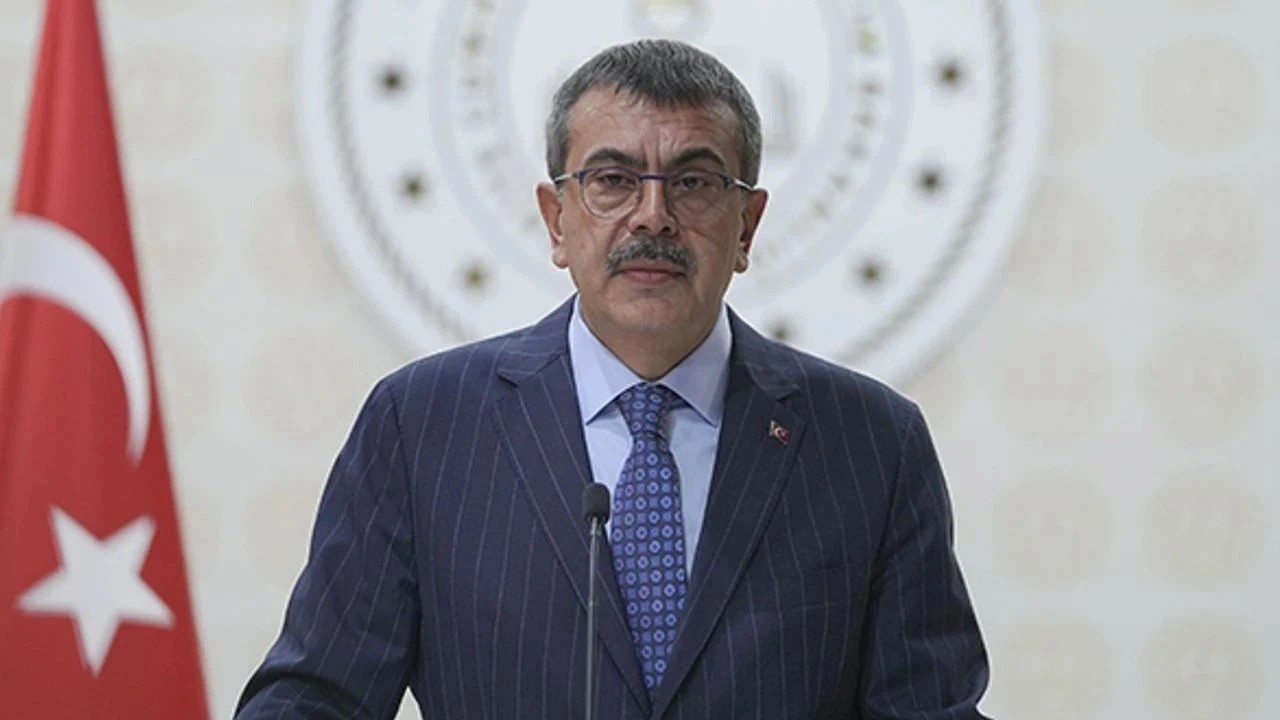 Öğrenciler şokta, lise eğitimi 2 seneye mi düşüyor?