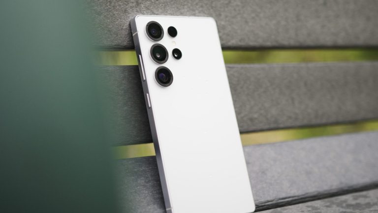 Samsung Galaxy S26 Ultra’da beklenen tasarımı getirecek!