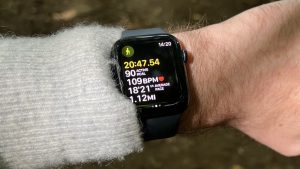 Apple Watch Series 11, hipertansiyon uyarı özelliğiyle geliyor