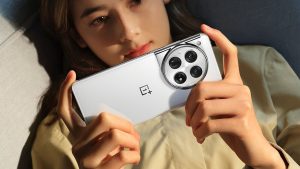 OnePlus’ın yeni modelleri ekranlarıyla dengeleri değiştirecek